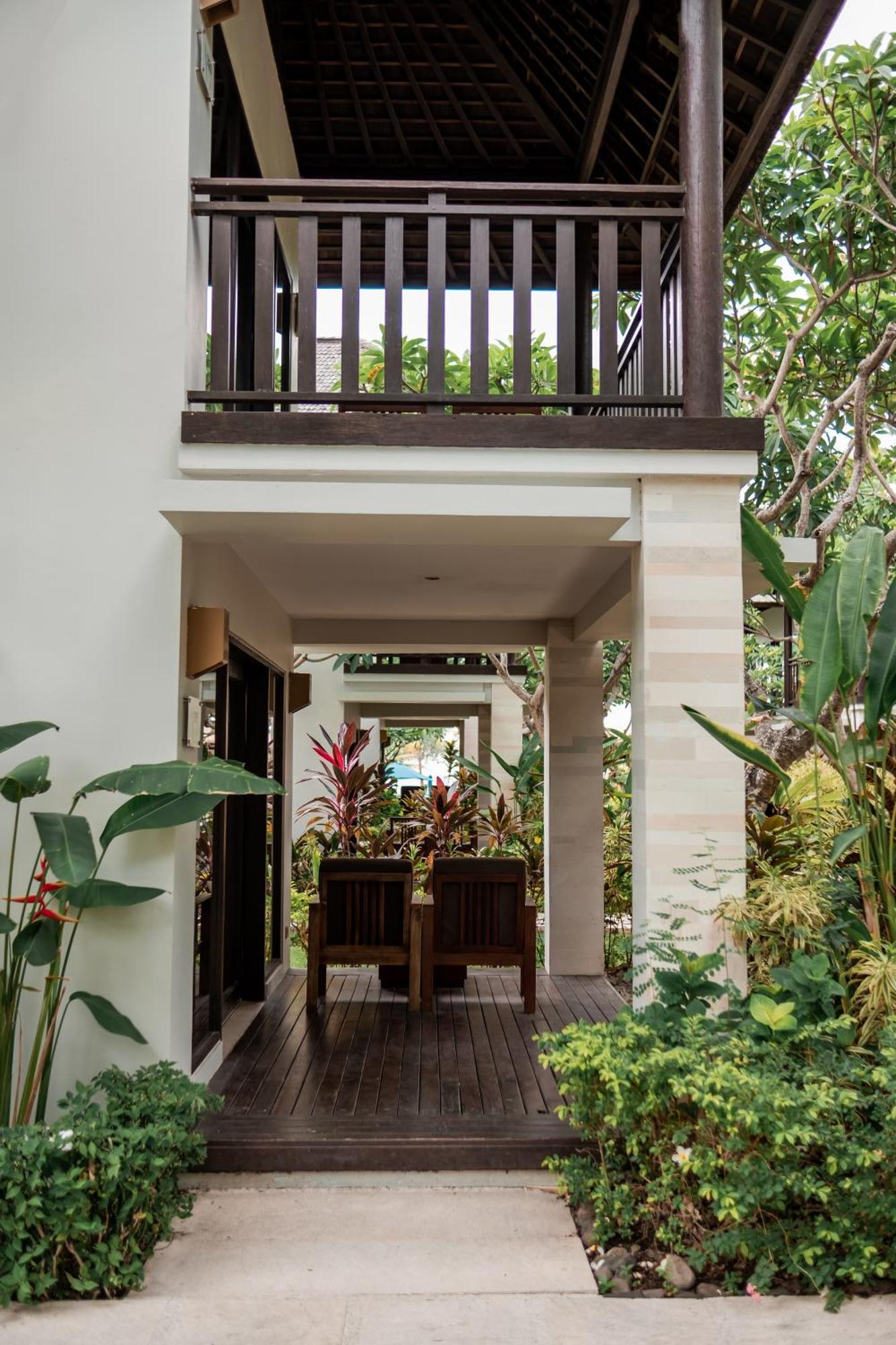 Living Asia Resort And Spa Senggigi Esterno foto