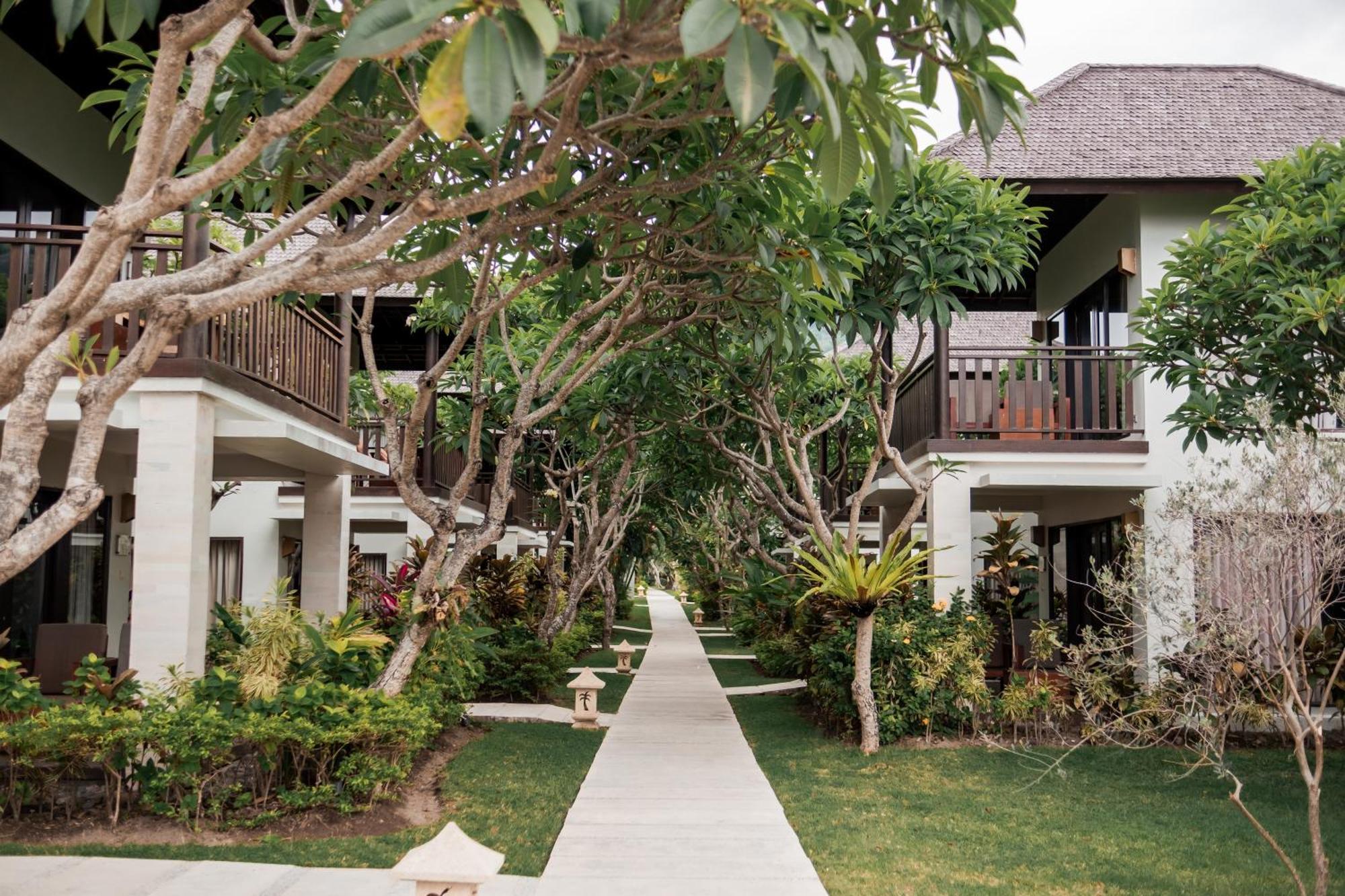 Living Asia Resort And Spa Senggigi Esterno foto