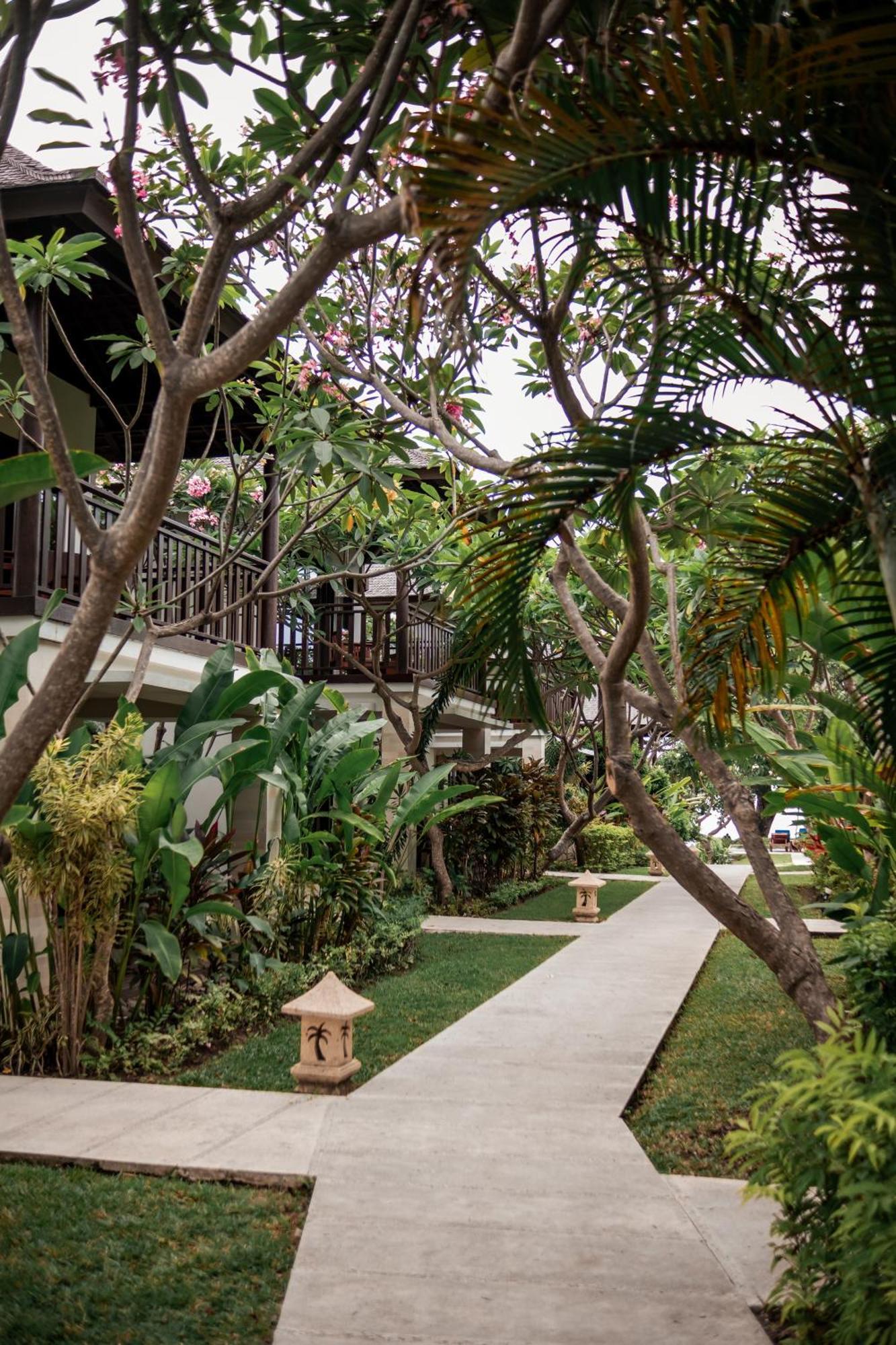 Living Asia Resort And Spa Senggigi Esterno foto