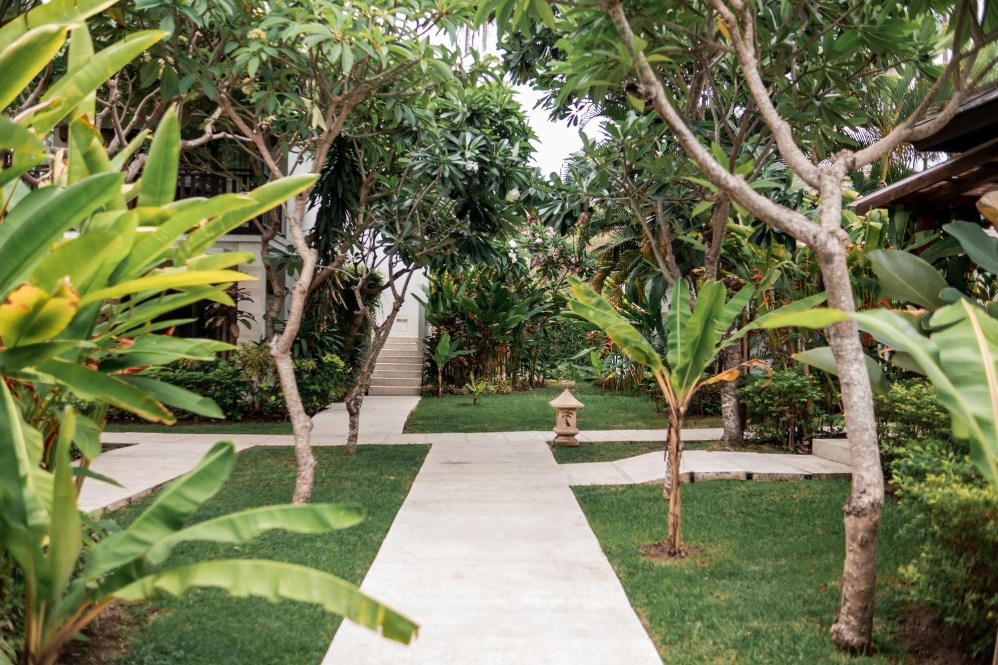 Living Asia Resort And Spa Senggigi Esterno foto