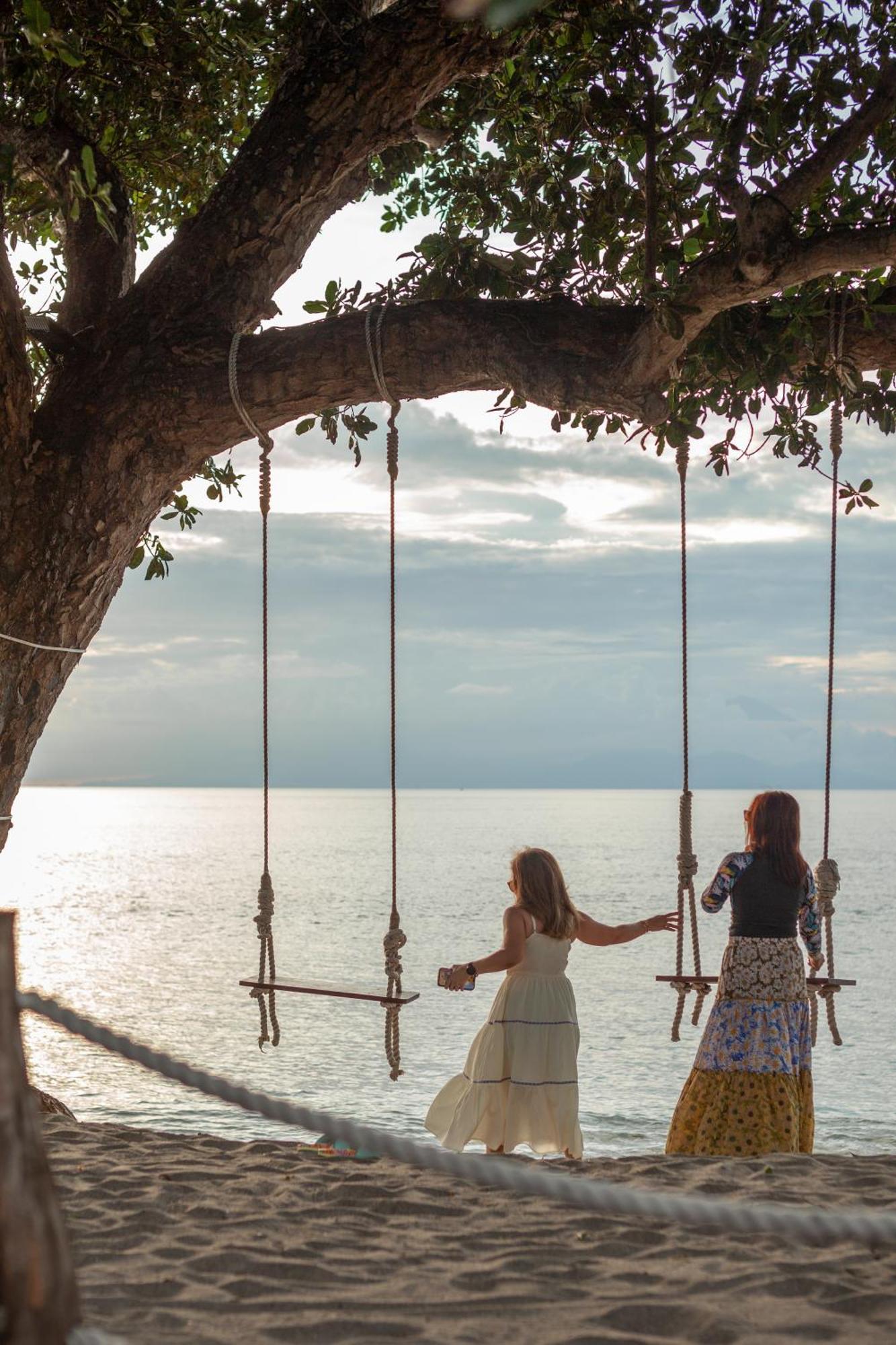 Living Asia Resort And Spa Senggigi Esterno foto